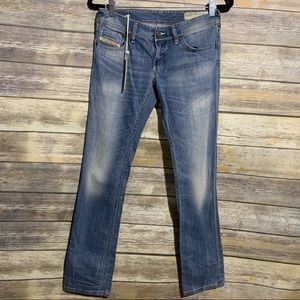 DIESEL Lowky Regular‎ Straight Distressed Jeans 26